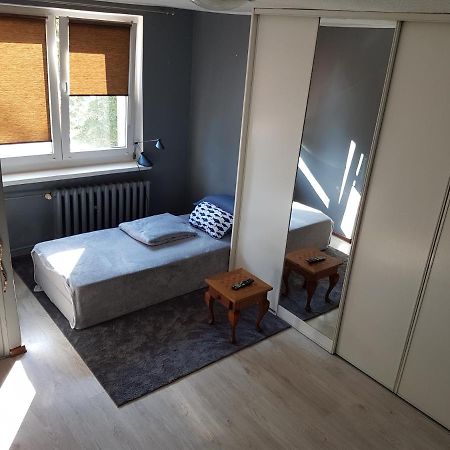Mieszkanie Jednopokojowe Boleslawiec W Centrum - Wymagana Kaucja Zwrotna Apartamento Exterior foto