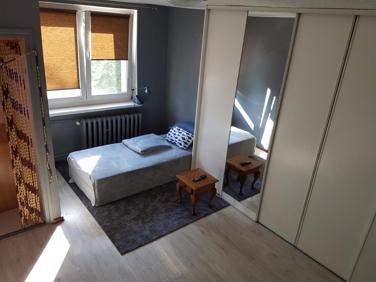 Mieszkanie Jednopokojowe Boleslawiec W Centrum - Wymagana Kaucja Zwrotna Apartamento Exterior foto